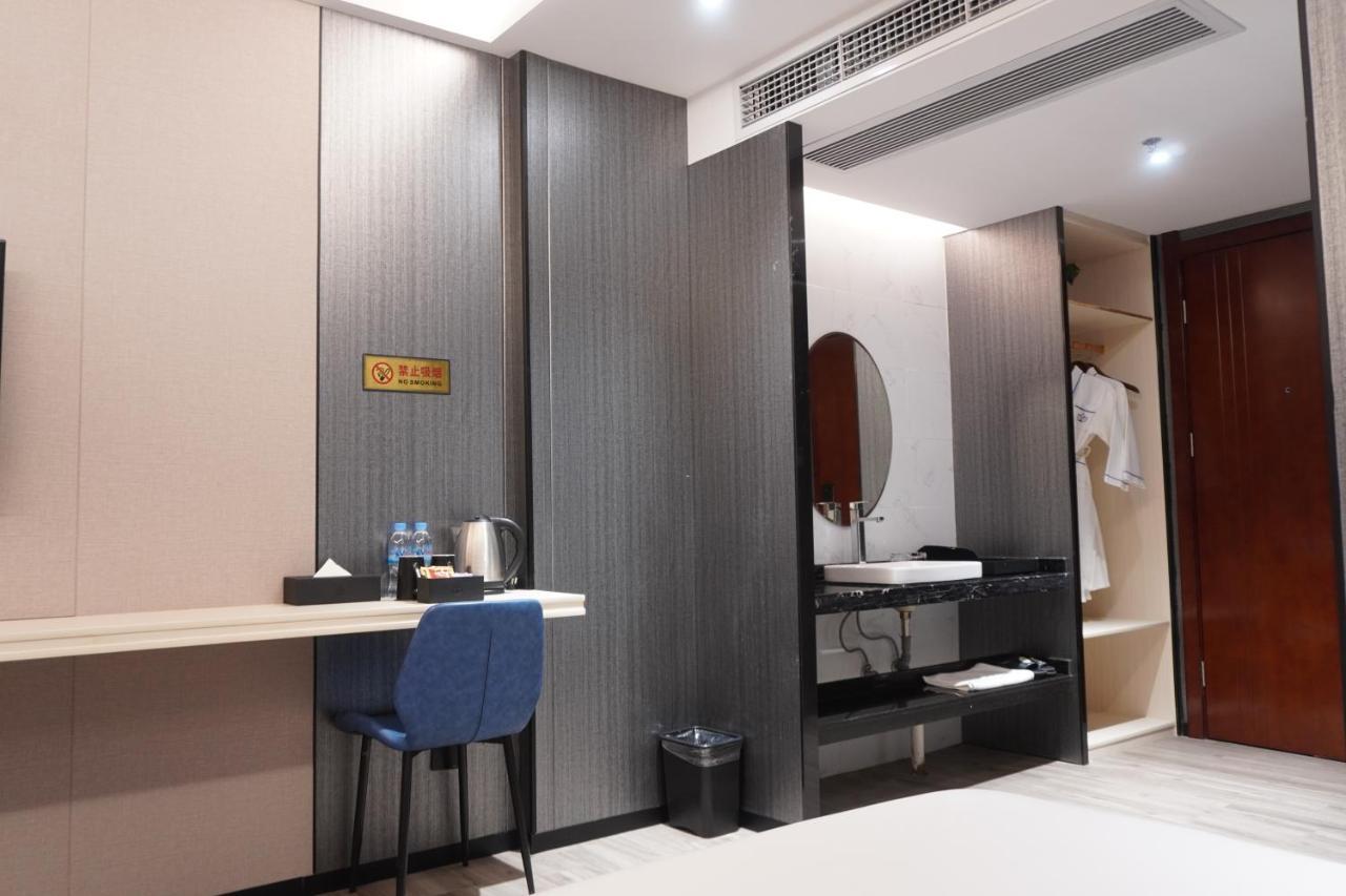 Joy Hotel Πνομ Πενχ Εξωτερικό φωτογραφία